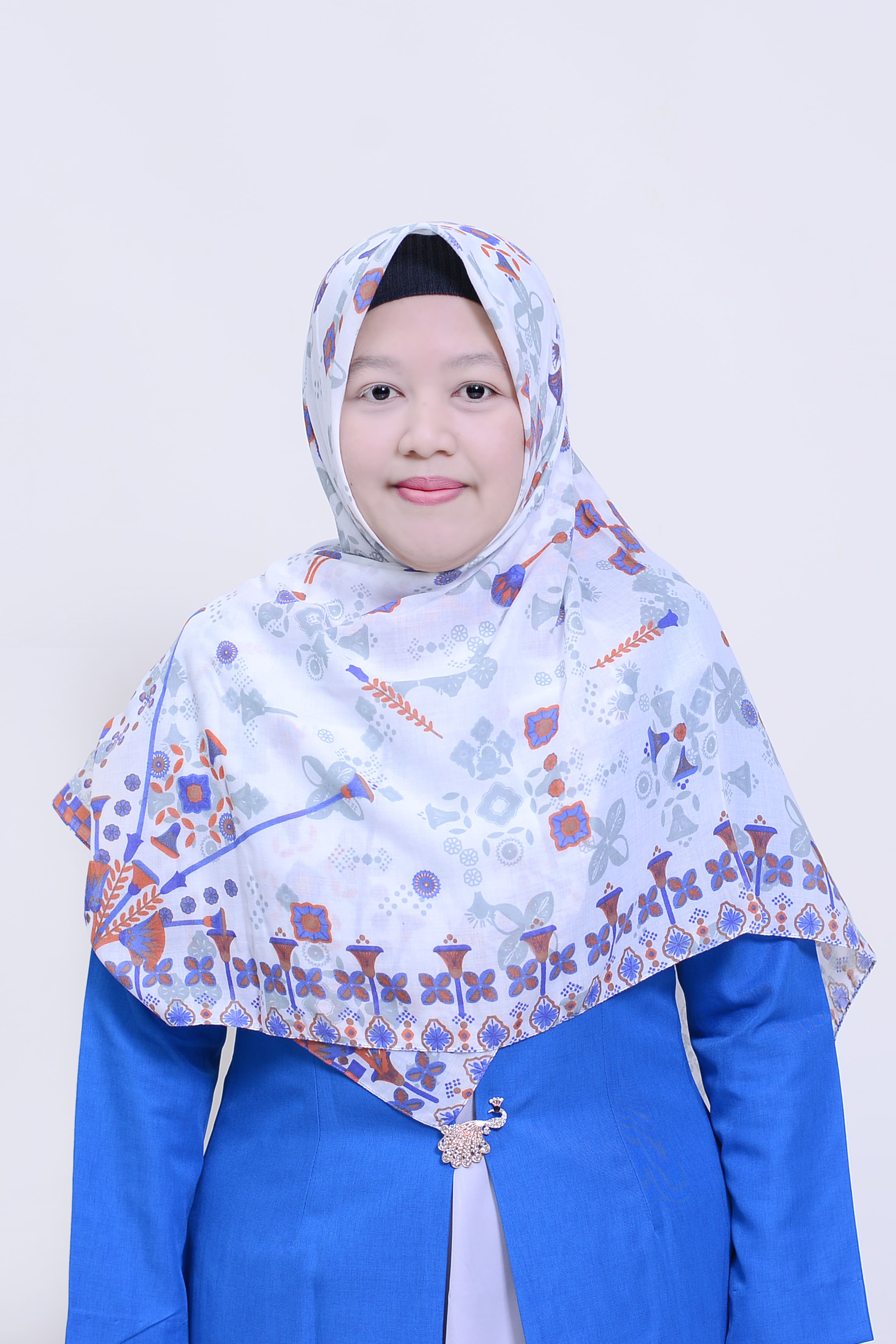 DEWI MARIAM WIDINIARSIH,S.E,.M.M
